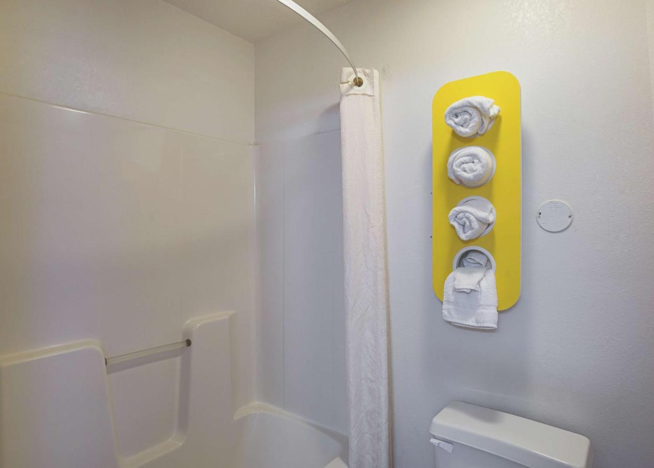 Motel 6 Omaha - Iat West エクステリア 写真
