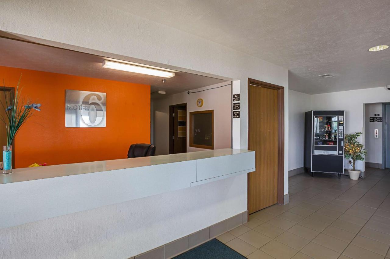 Motel 6 Omaha - Iat West エクステリア 写真